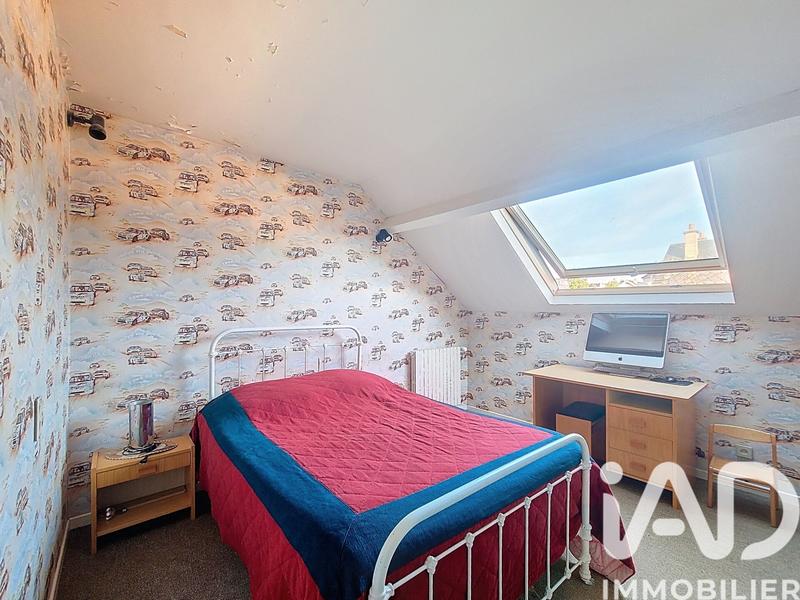 Maison - 223 m² - 11 pièces