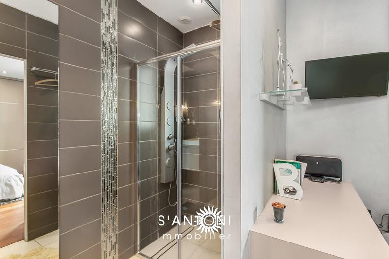 Maison d'architecte - 181 m² - 6 pièces