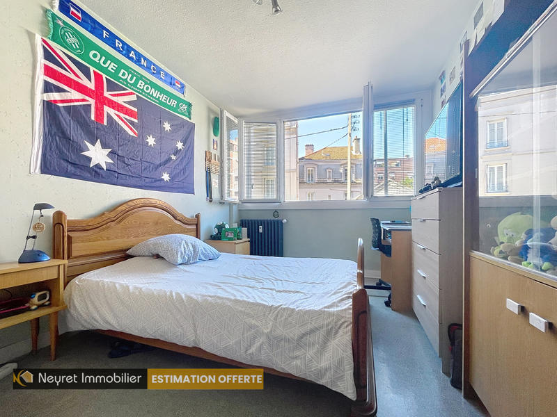 Appartement - 125 m² - 6 pièces