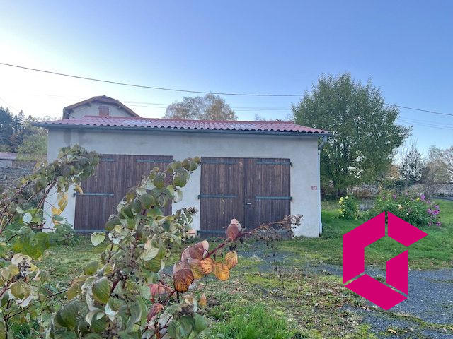 Maison - 96 m² - 5 pièces