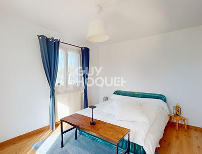 Maison - 180 m² - 6 pièces