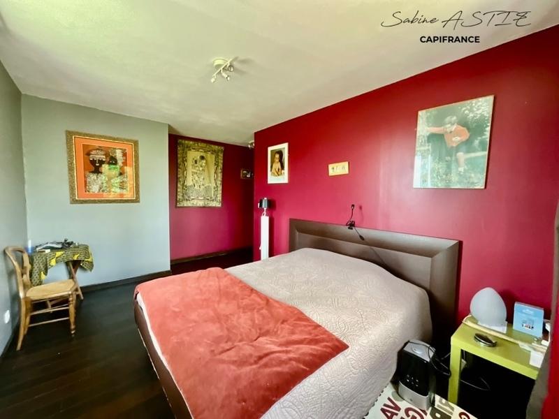 Maison - 185 m² - 6 pièces