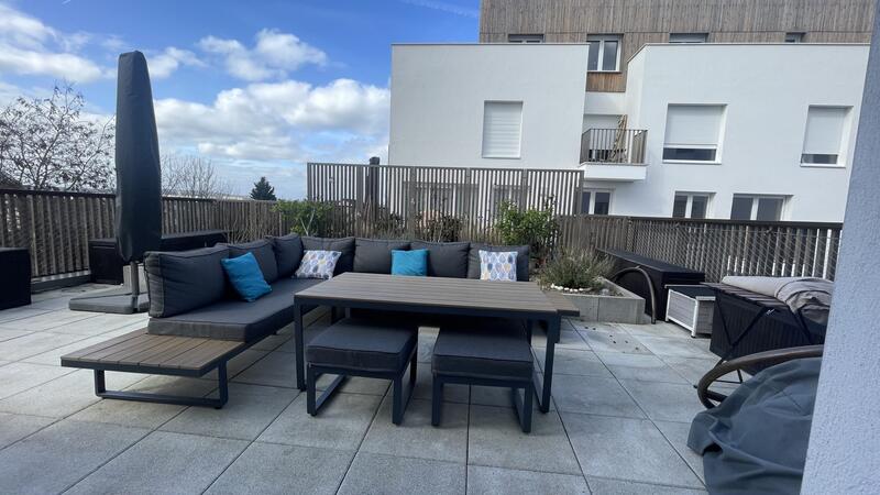 Appartement - 80 m² - 4 pièces