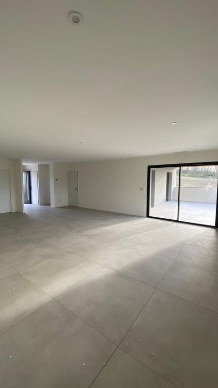 Villa - 120 m² - 4 pièces