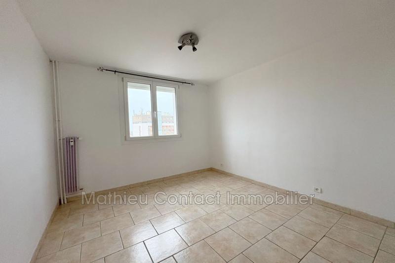 Appartement - 64 m² - 4 pièces