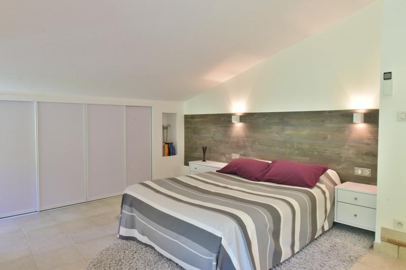 Propriété - 180 m² - 10 pièces