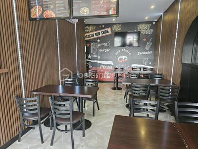 Local commercial - 95 m² - 2 pièces