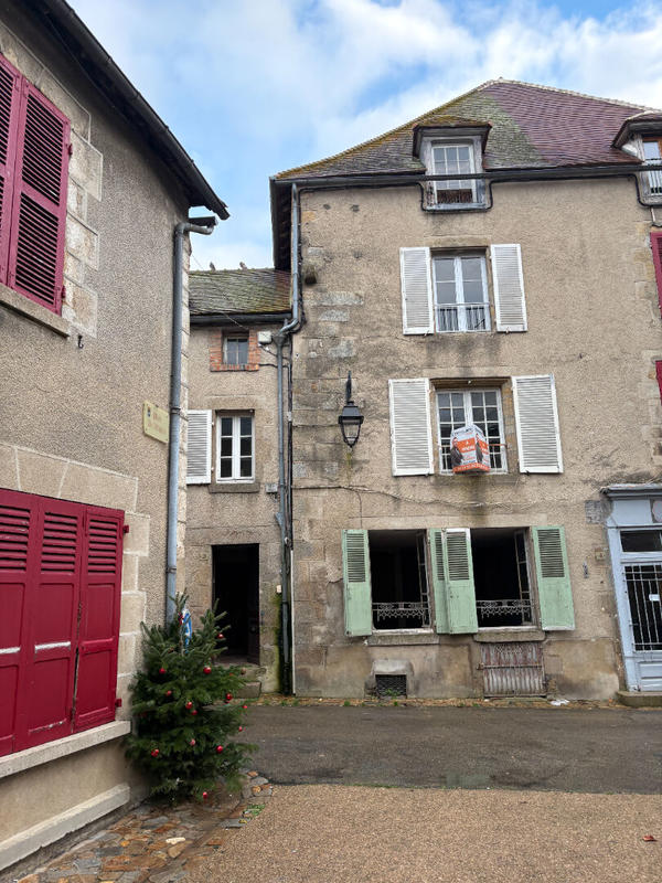 Maison - 141 m² - 6 pièces