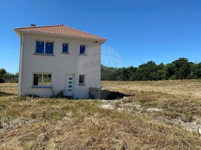 Maison - 78 m² - 5 pièces