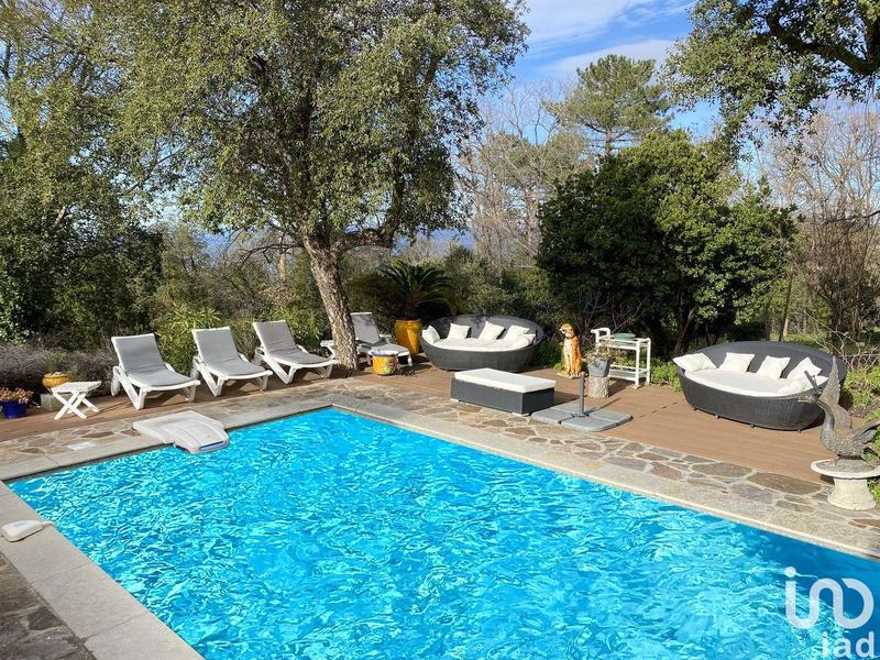 Maison - 120 m² - 4 pièces