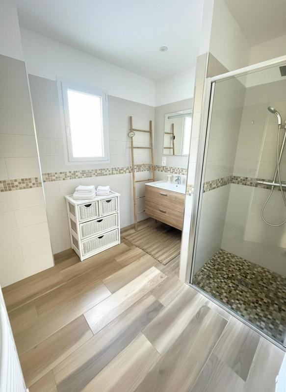 Appartement - 70 m² - 3 pièces