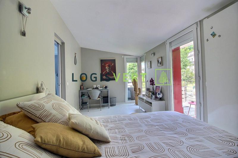 Maison - 145 m² - 6 pièces