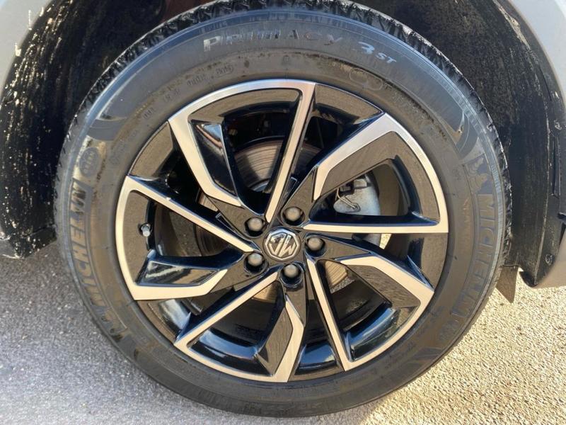 Mg Zs 1.0l t-Gdi 111ch 2wd Bvm Luxury