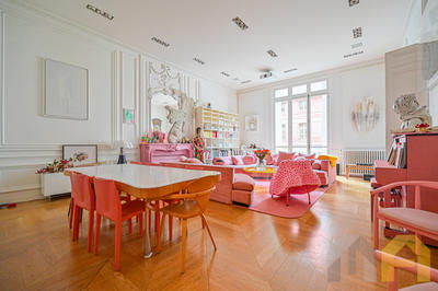 Appartement - 283 m² - 7 pièces