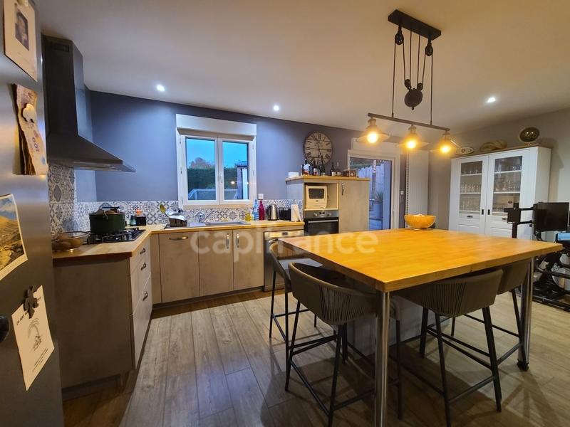 Maison - 130 m² - 6 pièces