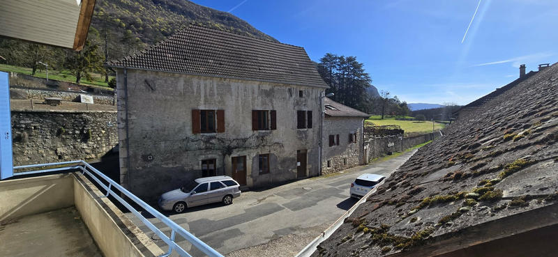 Maison de village - 80 m² - 5 pièces