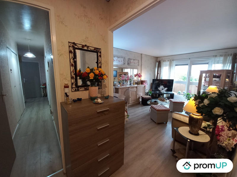 Appartement - 82 m² - 4 pièces