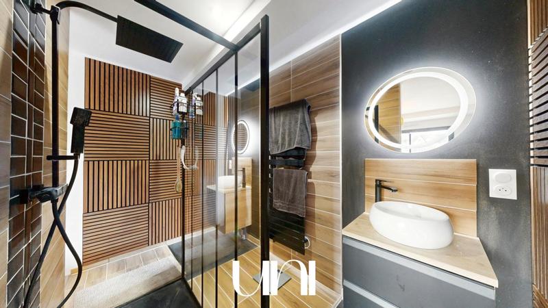 Maison - 137 m² - 5 pièces