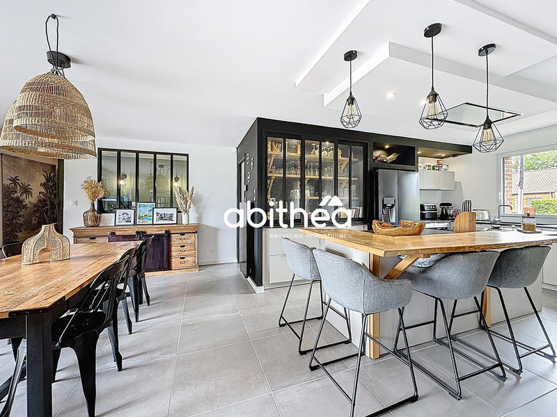 Maison - 165 m² - 7 pièces