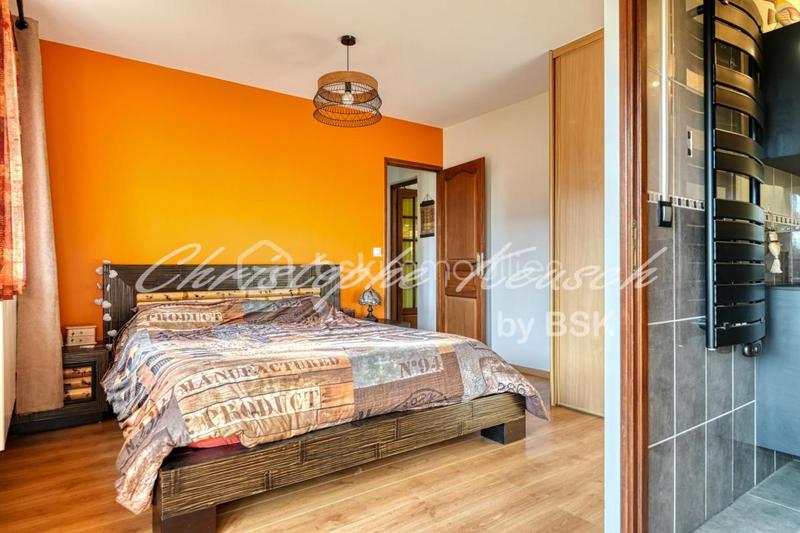 Maison - 180 m² - 7 pièces