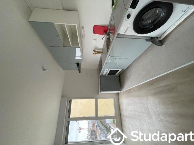 Chambre - 9 m² - 1 pièce