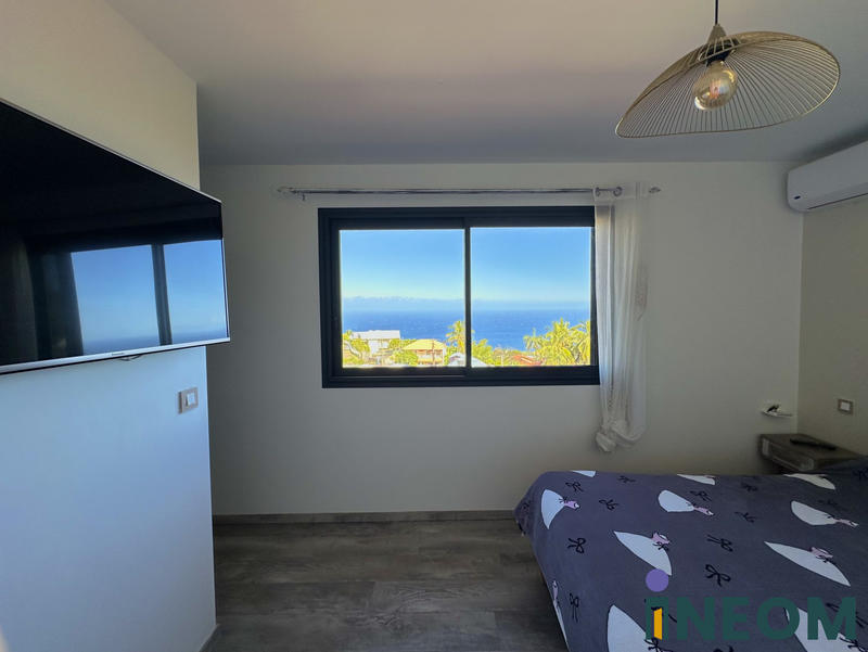 Villa - 250 m² - 8 pièces