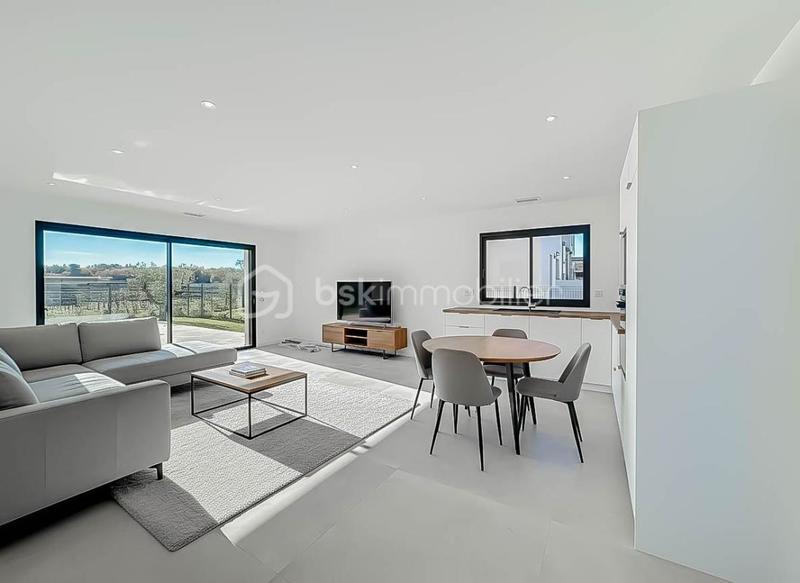 Maison - 130 m² - 5 pièces