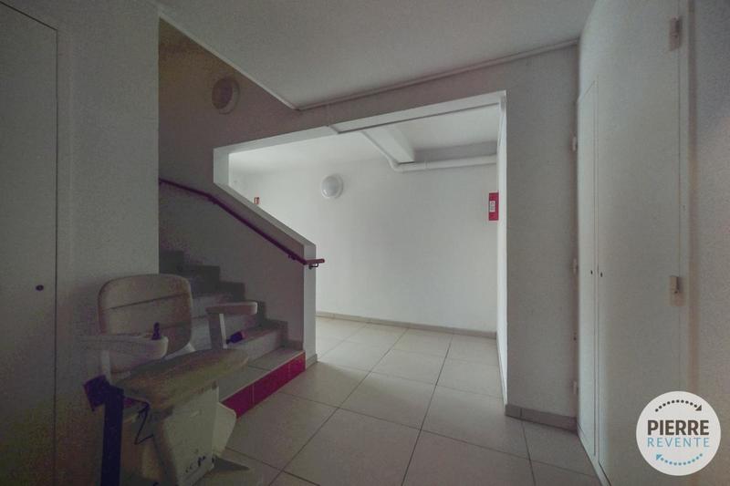 Studio - 30 m² - 1 pièce