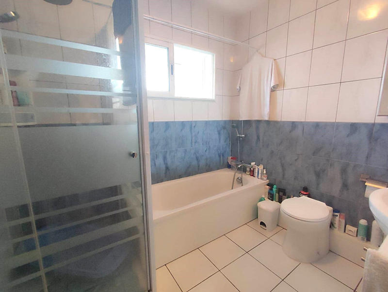 Immeuble - 6 pièces