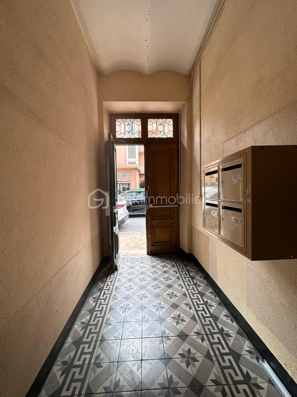 Appartement - 84 m² - 3 pièces