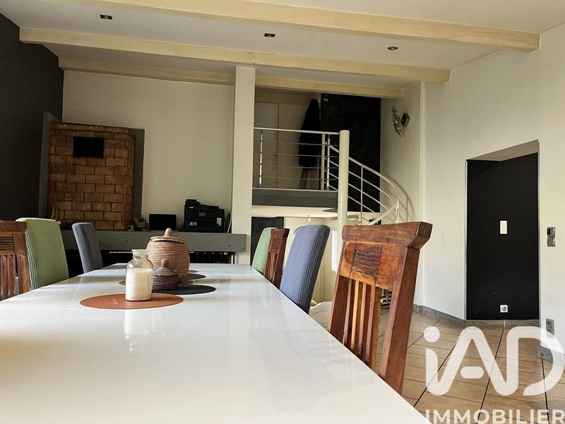 Maison de maîtres - 131 m² - 8 pièces