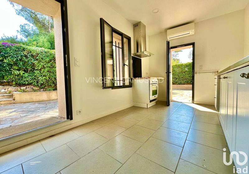 Local commercial - 121 m² - 3 pièces