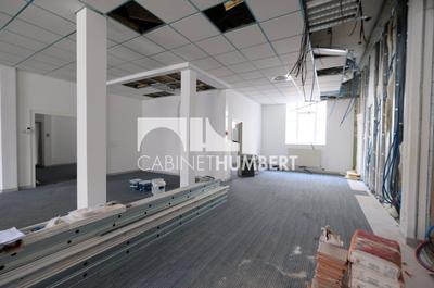 Local d'activités - 215 m²