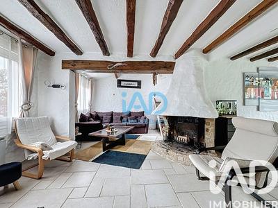 Maison - 96 m² - 4 pièces