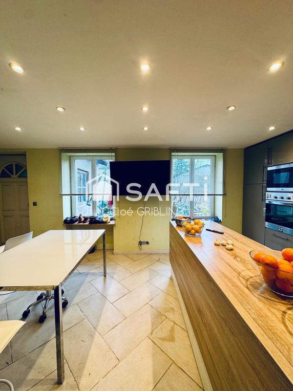 Maison - 105 m² - 5 pièces