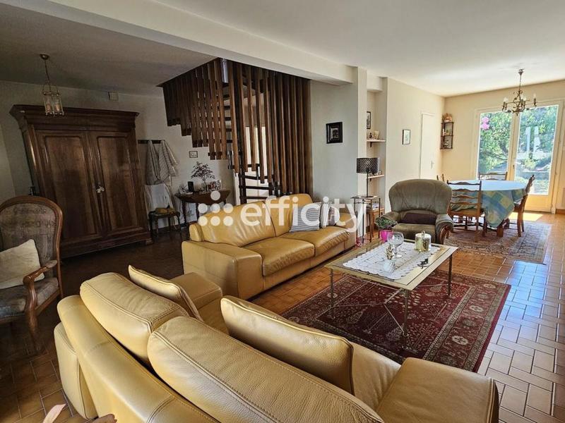 Maison - 126 m² - 6 pièces