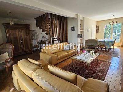 Maison - 126 m² - 6 pièces