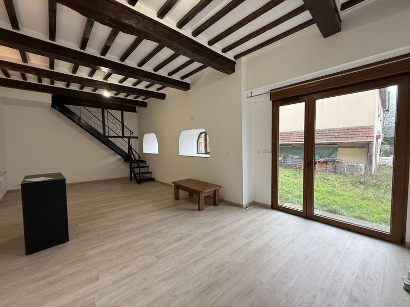 Maison - 313 m² - 14 pièces