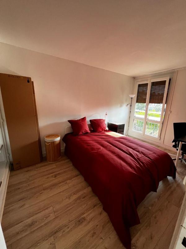 Chambre - 11 m² - 1 pièce