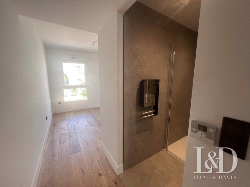 Appartement - 85 m² - 3 pièces