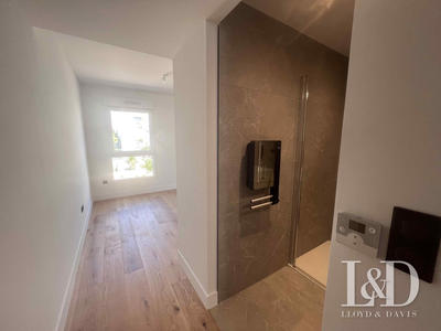 Appartement - 85 m² - 3 pièces