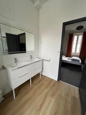 Appartement - 98 m² - 4 pièces