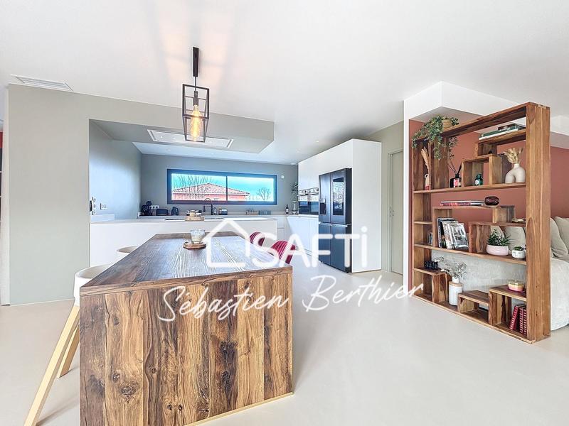 Maison - 190 m² - 6 pièces