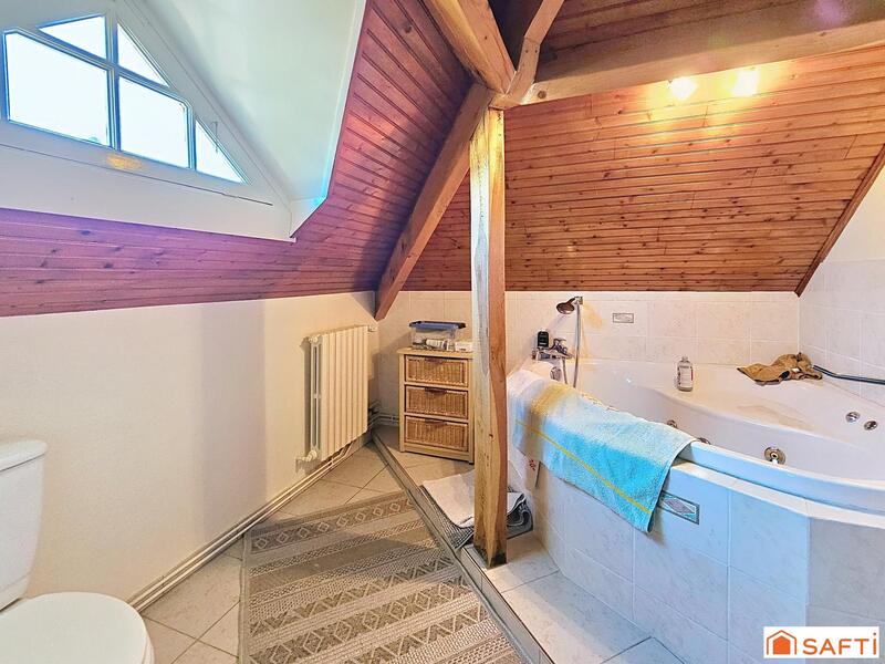 Maison - 165 m² - 6 pièces