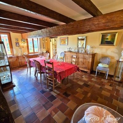 Corps de ferme - 205 m² - 8 pièces