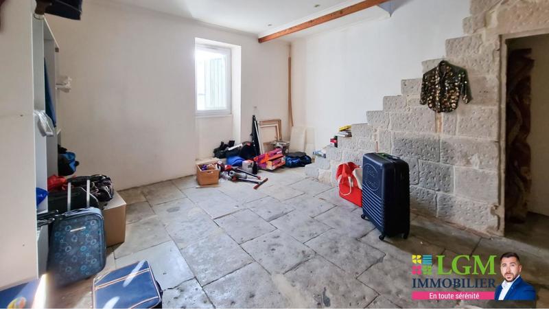 Maison - 345 m² - 8 pièces