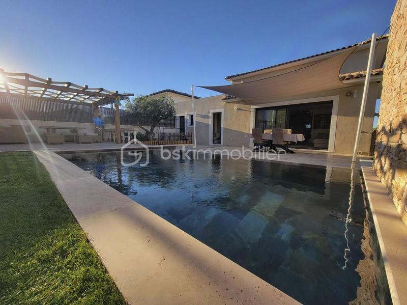 Villa - 141 m² - 5 pièces