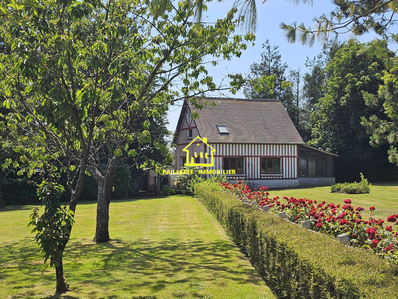 Maison - 261 m² - 7 pièces