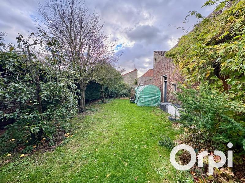 Maison - 335 m² - 8 pièces