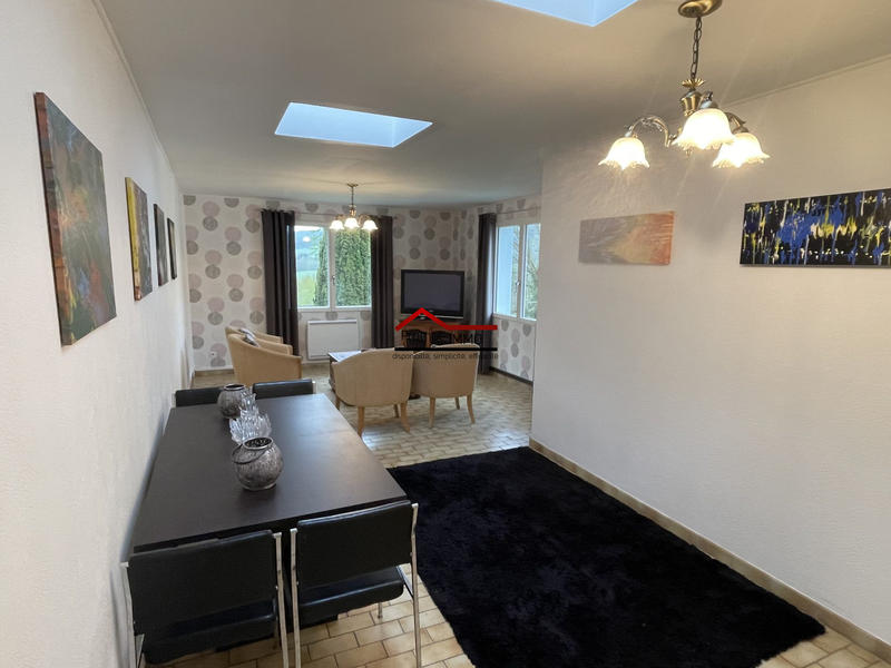 Maison - 317 m² - 11 pièces